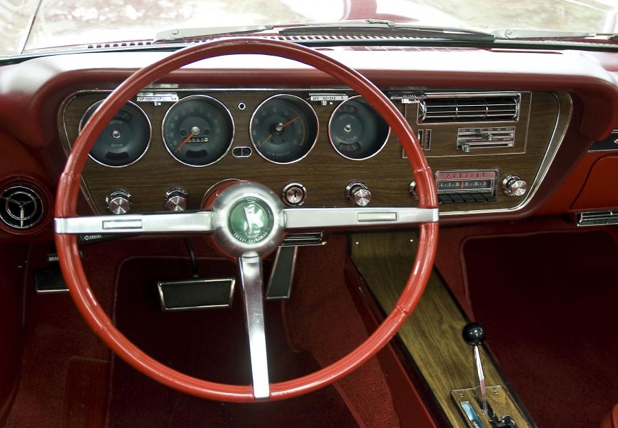  Pontiac GTO Convertible 1967 года  (фото 26 из 35)